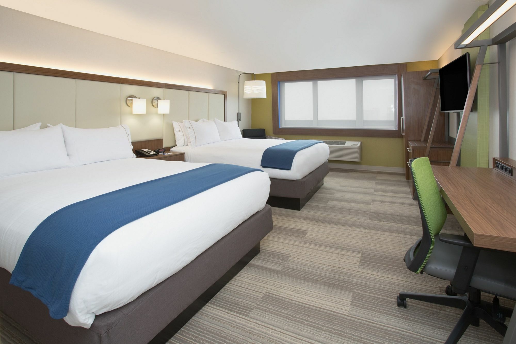 Holiday Inn Express & Suites - Houston East - Beltway 8 By Ihg Cloverleaf Exterior photo